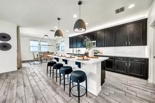 21957 N 98th Ln, Peoria, AZ 85383 - Photo 11