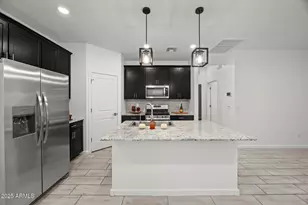 14178 W Voltaire St, Surprise, AZ 85379 - Photo 29