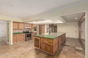 9702 W Branding Iron Dr, Sun City, AZ 85351 - Photo 9