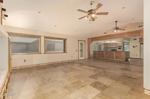 9702 W Branding Iron Dr, Sun City, AZ 85351 - Photo 15