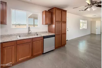 20594 E Leavitt Lane, Florence, AZ 85132 - Photo 11