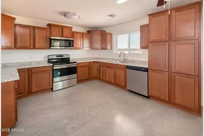 20594 E Leavitt Lane, Florence, AZ 85132 - Photo 7