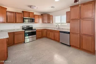 20594 E Leavitt Ln, Florence, AZ 85132 - Photo 7