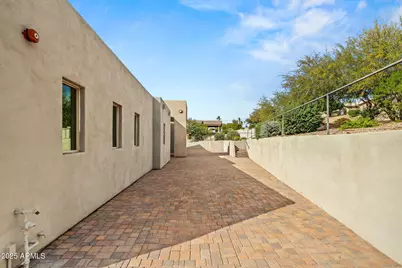 11010 N Buffalo Drive, Fountain Hills, AZ 85268 - Photo 3