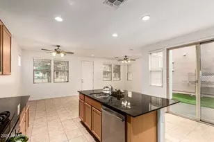 2247 S Agnes Ln, Gilbert, AZ 85295 - Photo 9