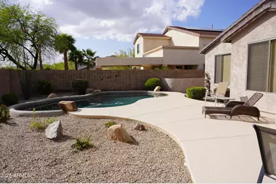 1821 W Glenhaven Drive, Phoenix, AZ 85045 - Photo 9