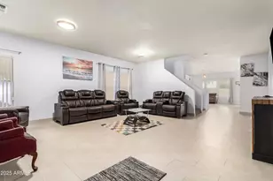 734 N 112th Dr, Avondale, AZ 85323 - Photo 9