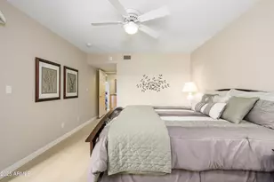 12212 N Paradise Vlg Pkwy S, Phoenix, AZ 85032 - Photo 19