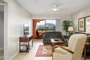 12212 N Paradise Vlg Pkwy S, Phoenix, AZ 85032 - Photo 7