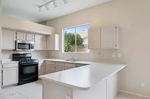 11179 E Laurel Ln, Scottsdale, AZ 85259 - Photo 9