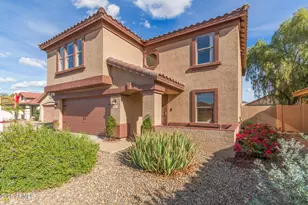 631 S Colonial Ct, Gilbert, AZ 85296 - Photo 1
