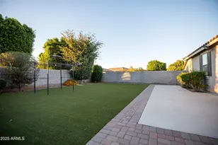 252 N Wilson Dr, Chandler, AZ 85225 - Photo 21
