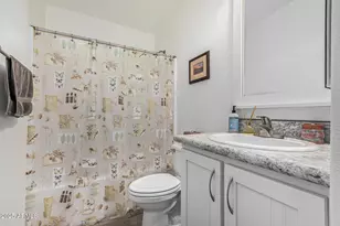 650 N Hawes Rd, Mesa, AZ 85207 - Photo 23