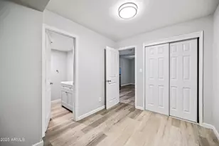 3025 N 32nd St, Phoenix, AZ 85018 - Photo 11