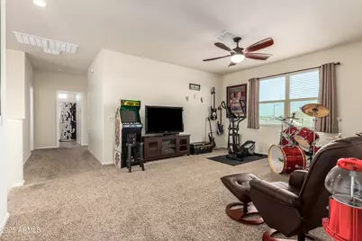 31021 W Earll Drive, Buckeye, AZ 85396 - Photo 33