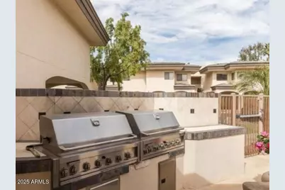 3235 E Camelback Road #104, Phoenix, AZ 85018 - Photo 15