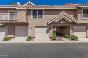 1633 E Lakeside Dr, Gilbert, AZ 85234 - Photo 1