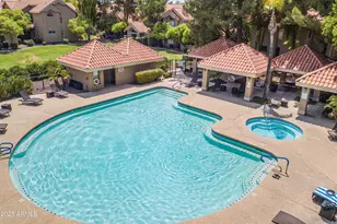 1633 E Lakeside Dr, Gilbert, AZ 85234 - Photo 29