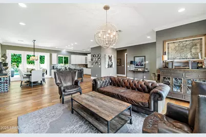 3319 E Medlock Drive, Phoenix, AZ 85018 - Photo 13