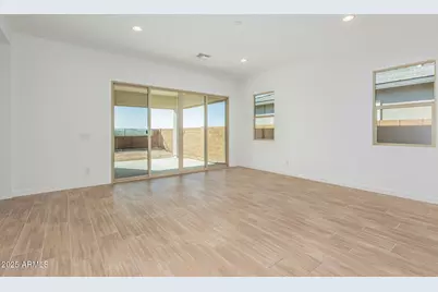 16961 W Desert Lane, Goodyear, AZ 85338 - Photo 7