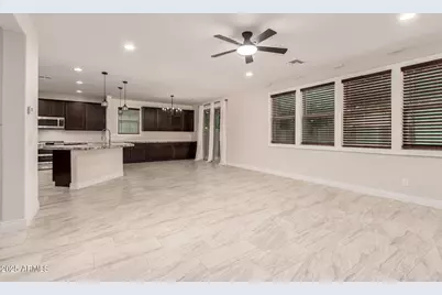 11920 W El Cortez Place, Peoria, AZ 85383 - Photo 19