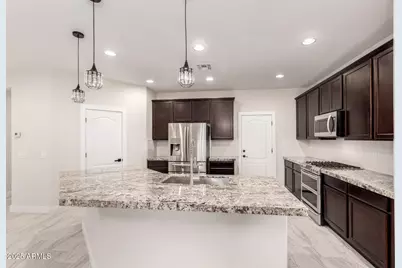 11920 W El Cortez Place, Peoria, AZ 85383 - Photo 9