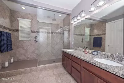 10721 W Realgar Road, Peoria, AZ 85383 - Photo 15