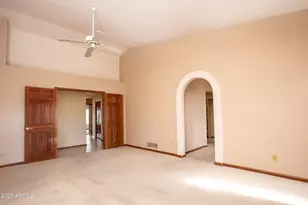 1129 E Knight Ln, Tempe, AZ 85284 - Photo 15