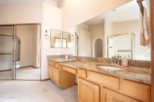 1129 E Knight Ln, Tempe, AZ 85284 - Photo 19