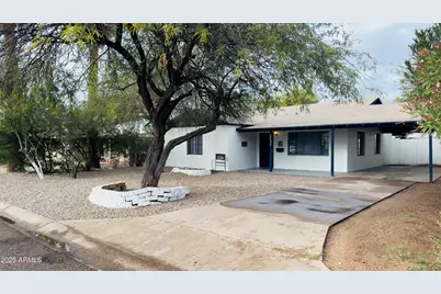 2332 E Flower Street, Phoenix, AZ 85016 - Photo 1