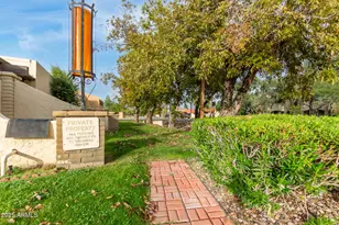 21 W Casa Hermosa Dr, Phoenix, AZ 85021 - Photo 37