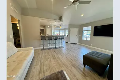 8835 W Michelle Drive, Peoria, AZ 85382 - Photo 3