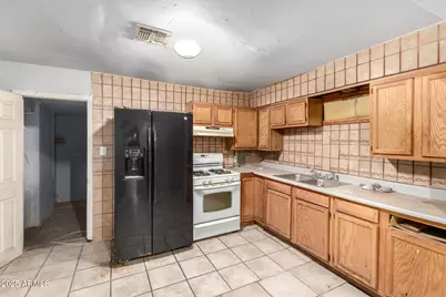 2912 E Monroe Street E, Phoenix, AZ 85034 - Photo 7