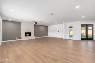 6221 N 20th Ln, Phoenix, AZ 85015 - Photo 15