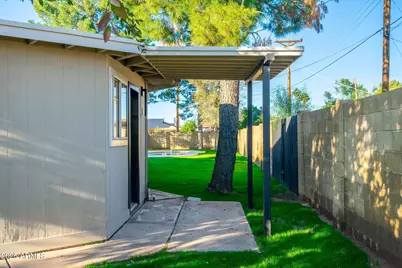 6221 N 20th Lane, Phoenix, AZ 85015 - Photo 39