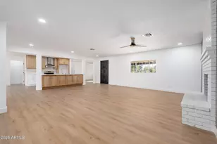 6221 N 20th Ln, Phoenix, AZ 85015 - Photo 17