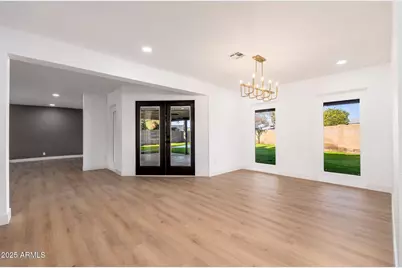 6221 N 20th Lane, Phoenix, AZ 85015 - Photo 11