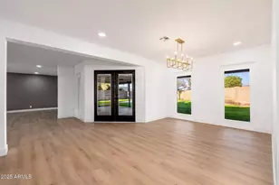 6221 N 20th Ln, Phoenix, AZ 85015 - Photo 11