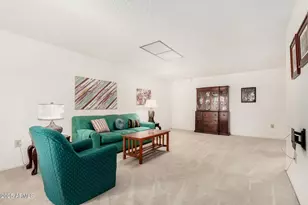 10311 W Ocotillo Dr, Sun City, AZ 85373 - Photo 5