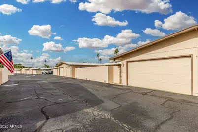 10311 W Ocotillo Drive, Sun City, AZ 85373 - Photo 35