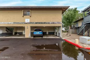 286 W Palomino Dr, Chandler, AZ 85225 - Photo 29