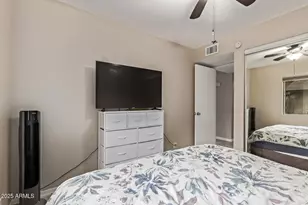 286 W Palomino Dr, Chandler, AZ 85225 - Photo 13