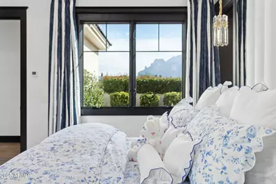 5842 N 38th Place, Paradise Valley, AZ 85253 - Photo 17