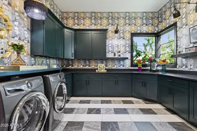 5842 N 38th Place, Paradise Valley, AZ 85253 - Photo 33