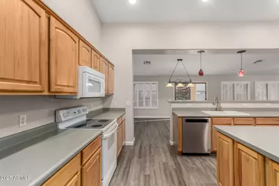 5413 E Garnet Avenue, Mesa, AZ 85206 - Photo 19