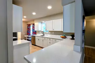 9826 N 107th Ave, Sun City, AZ 85351 - Photo 7