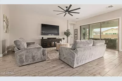 11807 W Parkway Lane, Avondale, AZ 85323 - Photo 13