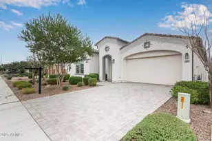 11807 W Pkwy Ln, Avondale, AZ 85323 - Photo 3