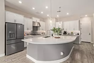 11807 W Pkwy Ln, Avondale, AZ 85323 - Photo 7