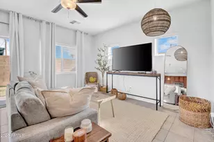 2929 N 37th St, Phoenix, AZ 85018 - Photo 3